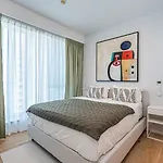Downtown Dubai Stunning Apt With Breathtaking View On Burj-Khalifa & Fountain